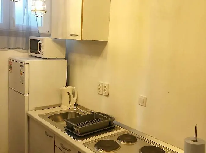 Summer Industry 公寓